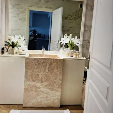 Apartment T2 Rdj Raphael Front De Saint-Raphael (Var)